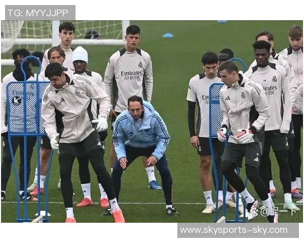 欧冠激战利物浦与里昂战成平局全场气氛火爆引发热议