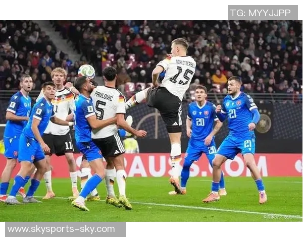 德甲精彩对决那不勒斯与莱比锡激战成平局绝杀瞬间引发全场狂欢 德甲精彩对决那不勒斯与莱比锡激战成平局绝杀瞬间引发全场狂欢