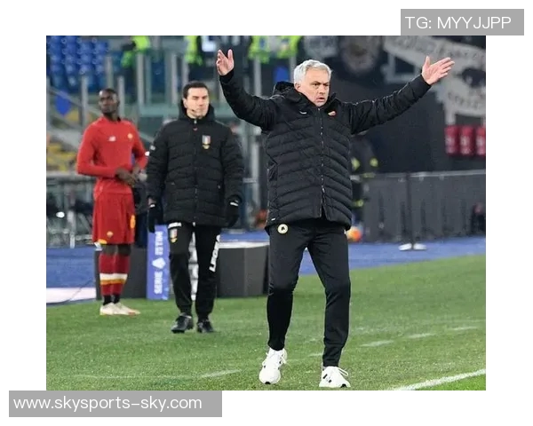 足总杯激战巴萨逆转拜仁红牌事件引发全场热议与争议