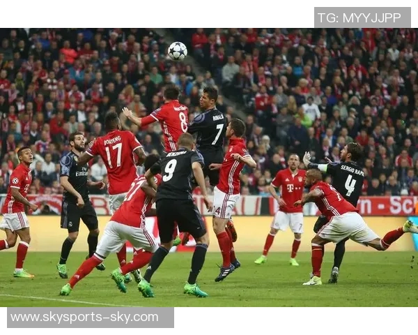 中超对决皇马与拜仁1比1平局精彩瞬间回顾与战术分析