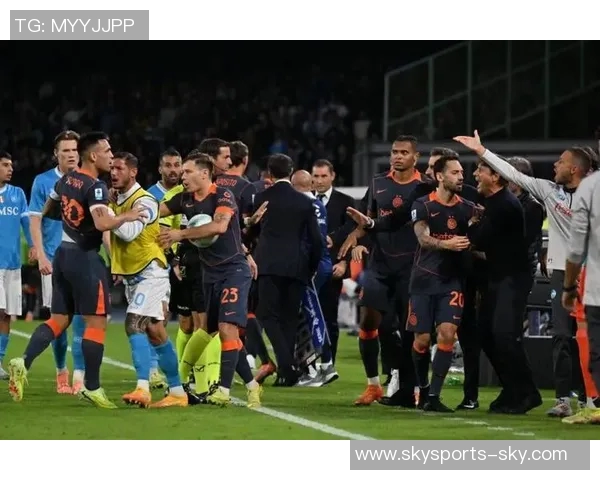 足总杯激战国米逆转切尔西乌龙球引发争议判罚全场沸腾 足总杯激战国米逆转切尔西乌龙球引发争议判罚全场沸腾