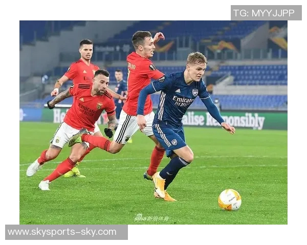 欧联杯阿森纳与本菲卡战平争议补时进球引发全场热议