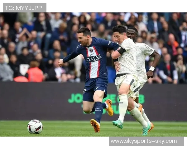 中超赛场惊现冷门巴黎圣日耳曼逆转多特蒙德引发全场狂欢